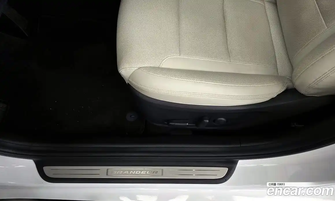 Hyundai Grandeur 2021 2.5 автомат (гидро), фото 31