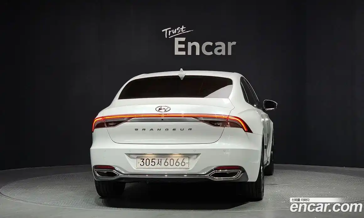 Hyundai Grandeur 2021 2.5 автомат (гидро), фото 4