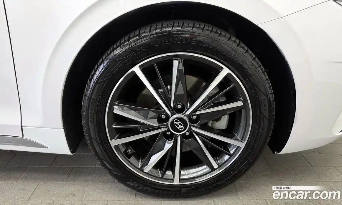 Hyundai Grandeur 2021 2.5 автомат (гидро), фото 7