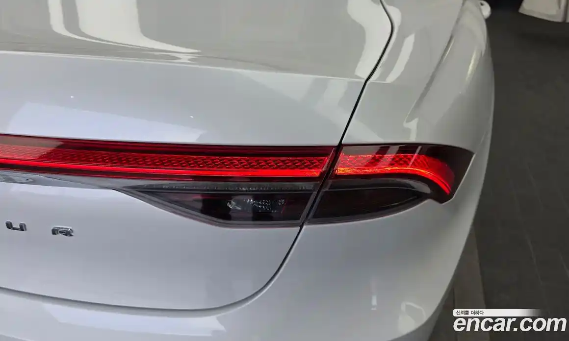 Hyundai Grandeur 2021 2.5 автомат (гидро), фото 9