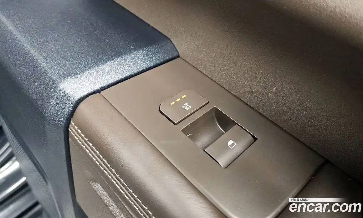 Kia Tasman 2025 2.5 автомат (гидро), фото 25