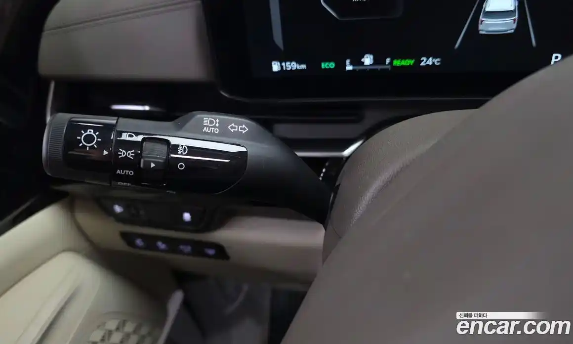 Kia Carnival 2025 1.6 автомат (гидро), фото 31