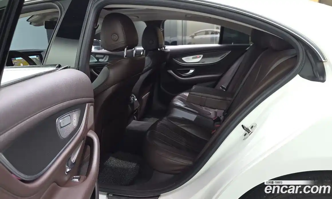 Mercedes-Benz CLS-Class 2019 1.9 гидро, фото 16 Mercedes-Benz CLS-Class 2019 1.9 гидро, фото 16
