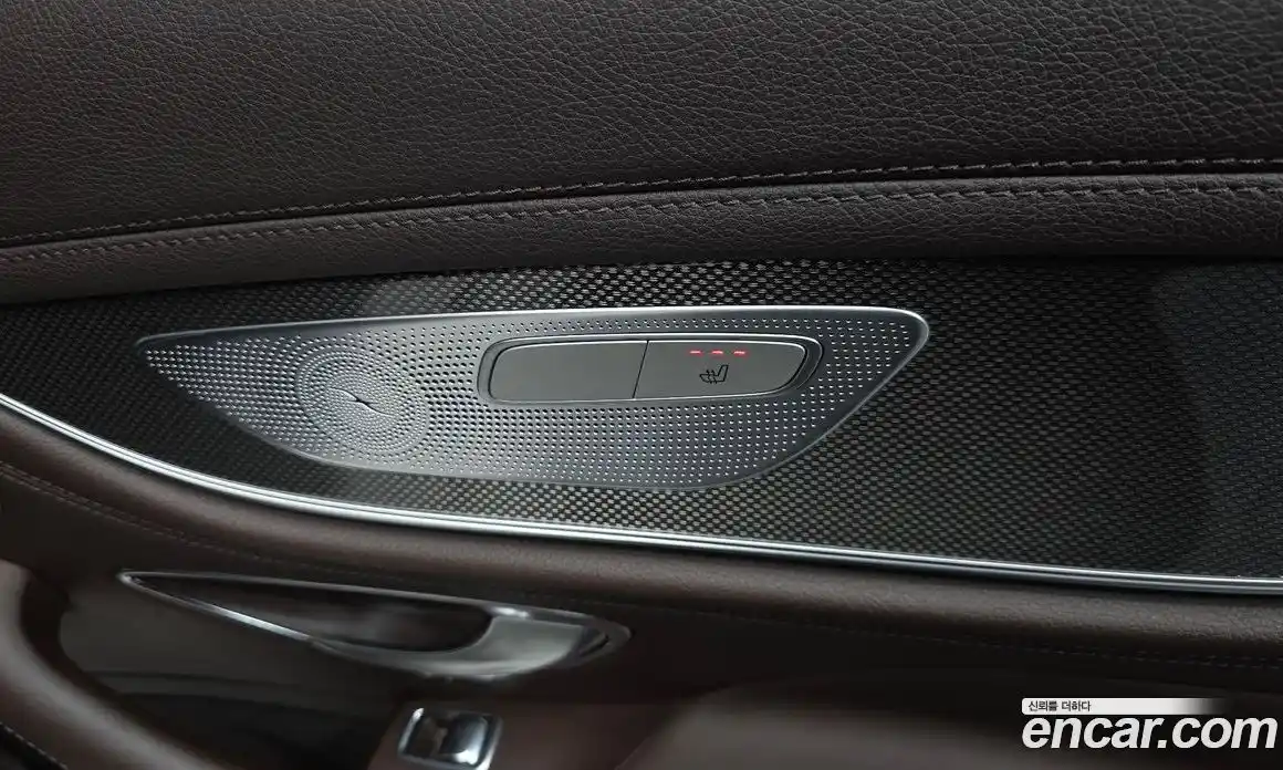 Mercedes-Benz CLS-Class 2019 1.9 гидро, фото 25 Mercedes-Benz CLS-Class 2019 1.9 гидро, фото 25