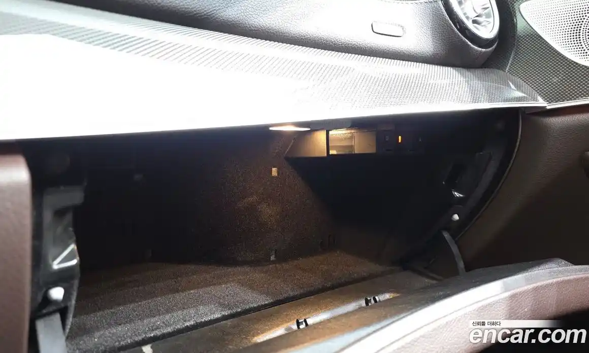 Mercedes-Benz CLS-Class 2019 1.9 гидро, фото 30 Mercedes-Benz CLS-Class 2019 1.9 гидро, фото 30
