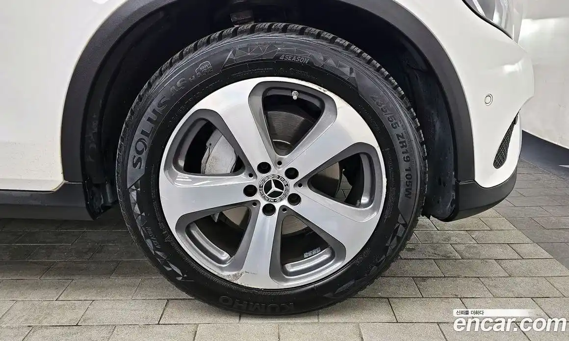Mercedes-Benz GLC-Class 2019 2.0 гидро, фото 5 Mercedes-Benz GLC-Class 2019 2.0 гидро, фото 5