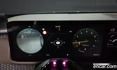 Kia Tasman 2025 2.5 автомат (гидро), миниатюра 8