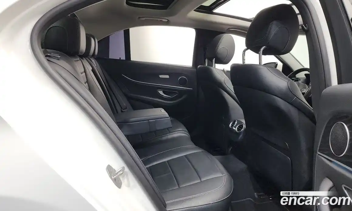 Mercedes-Benz E-Class 2016 2.0 автомат (гидро), фото 12