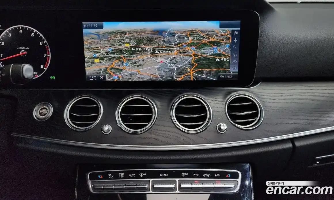 Mercedes-Benz E-Class 2016 2.0 автомат (гидро), фото 13