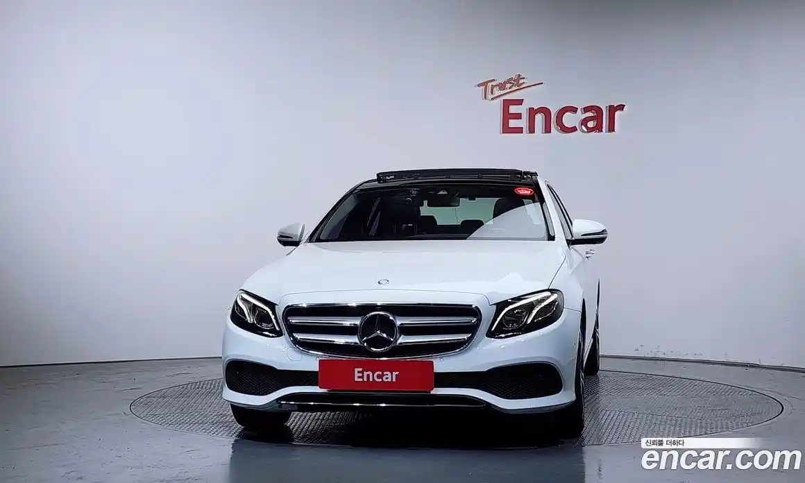 Mercedes-Benz E-Class 2016 2.0 автомат (гидро), фото 3