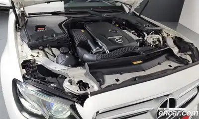 Mercedes-Benz E-Class 2016 2.0 автомат (гидро), миниатюра 6