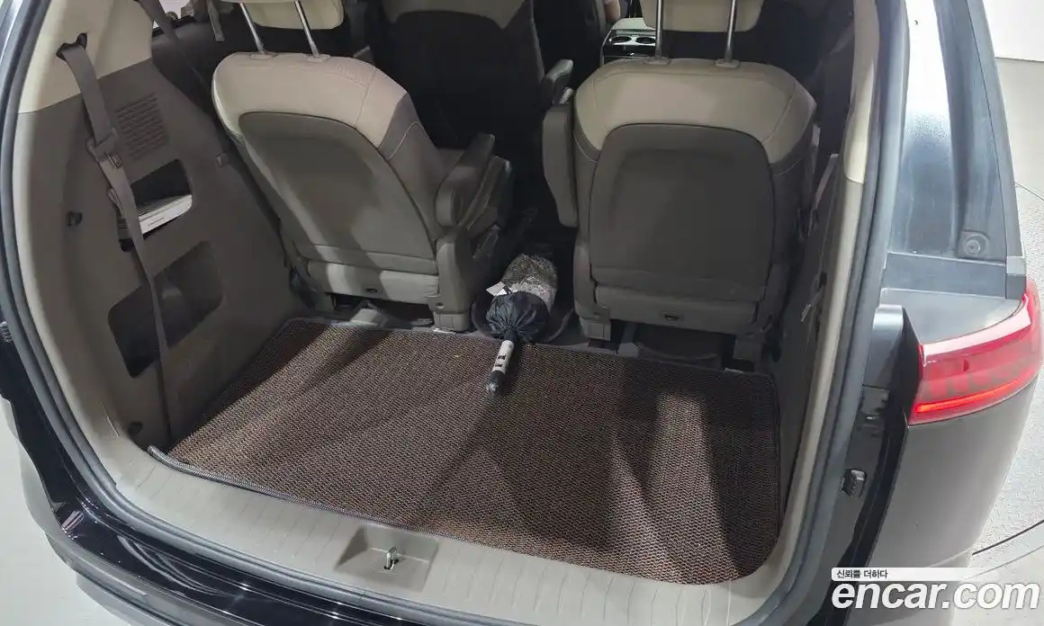 Kia Carnival 2021 3.5 автомат (гидро), фото 29