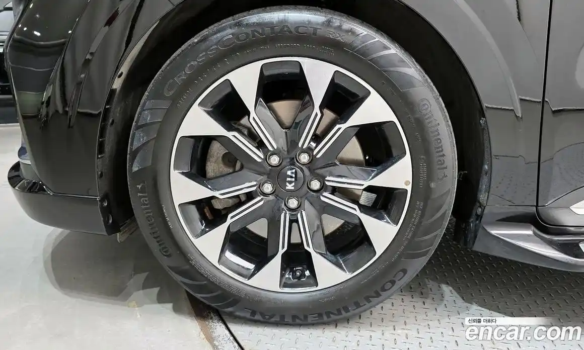 Kia Carnival 2021 3.5 автомат (гидро), фото 5