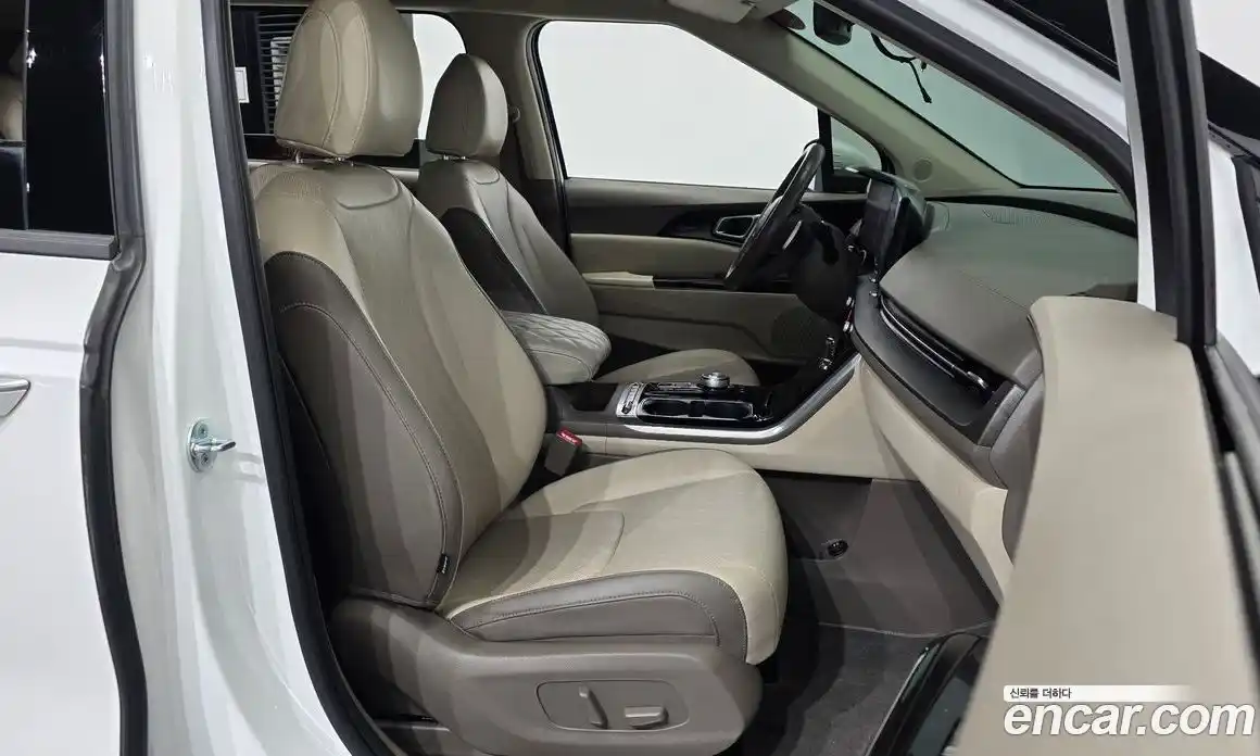 Kia Carnival 2022 2.2 автомат (гидро), фото 11