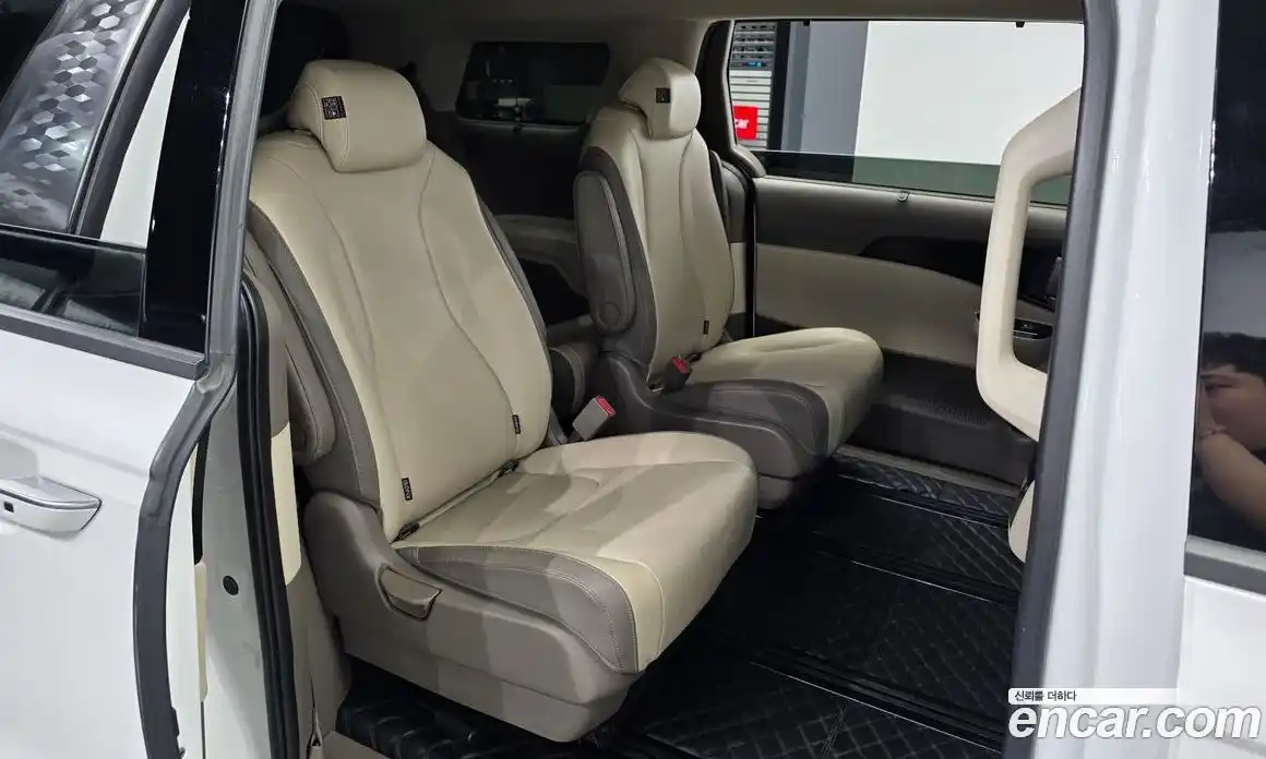 Kia Carnival 2022 2.2 автомат (гидро), фото 12