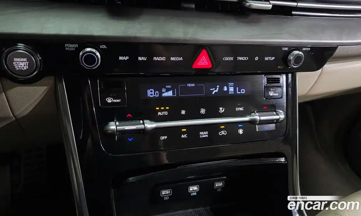 Kia Carnival 2022 2.2 автомат (гидро), фото 17