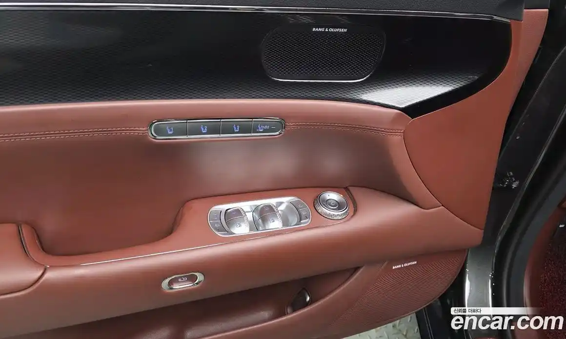 Genesis G90 2024 3.5 автомат (гидро), фото 26
