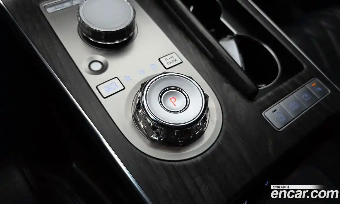 Genesis G80 2025 2.5 автомат (гидро), фото 9
