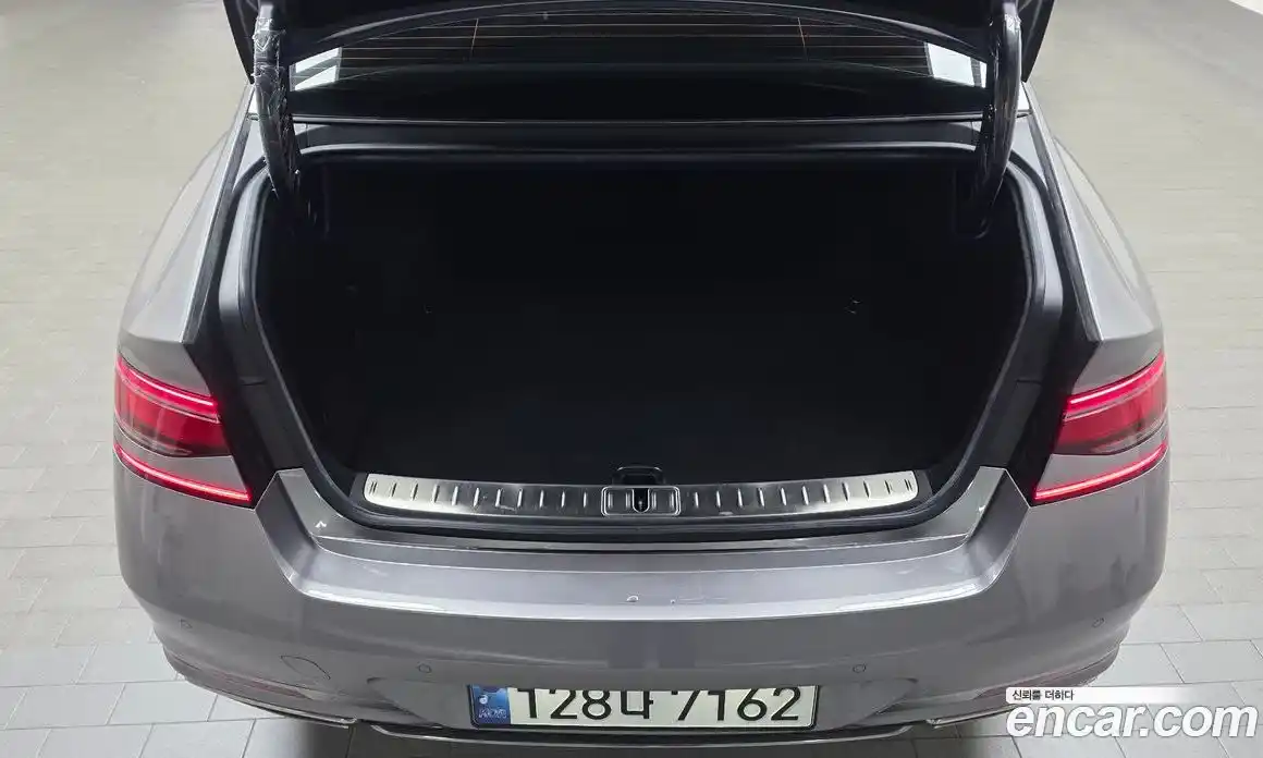Genesis G90 2024 3.5 автомат (гидро), фото 23