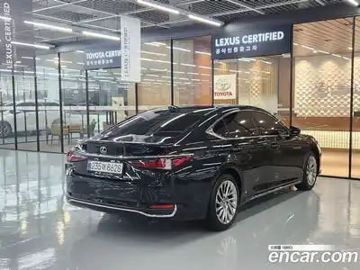 Lexus ES 2025 2.5 автомат (вариатор), миниатюра 2