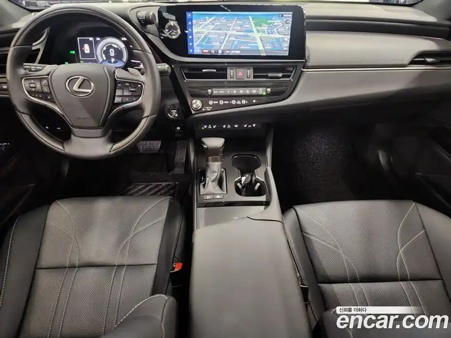 Lexus ES 2025 2.5 автомат (вариатор), фото 7