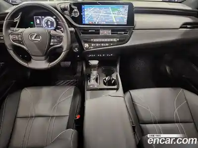 Lexus ES 2025 2.5 автомат (вариатор), миниатюра 7
