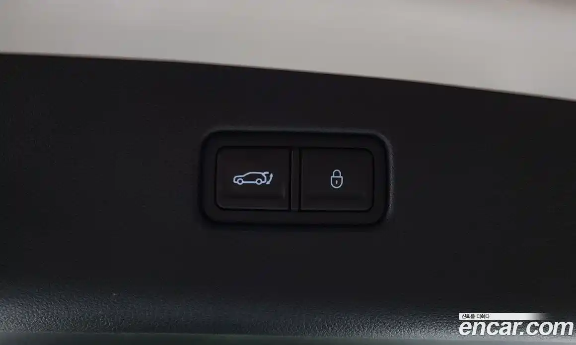 Genesis GV70 2021 2.5 автомат (гидро), фото 23