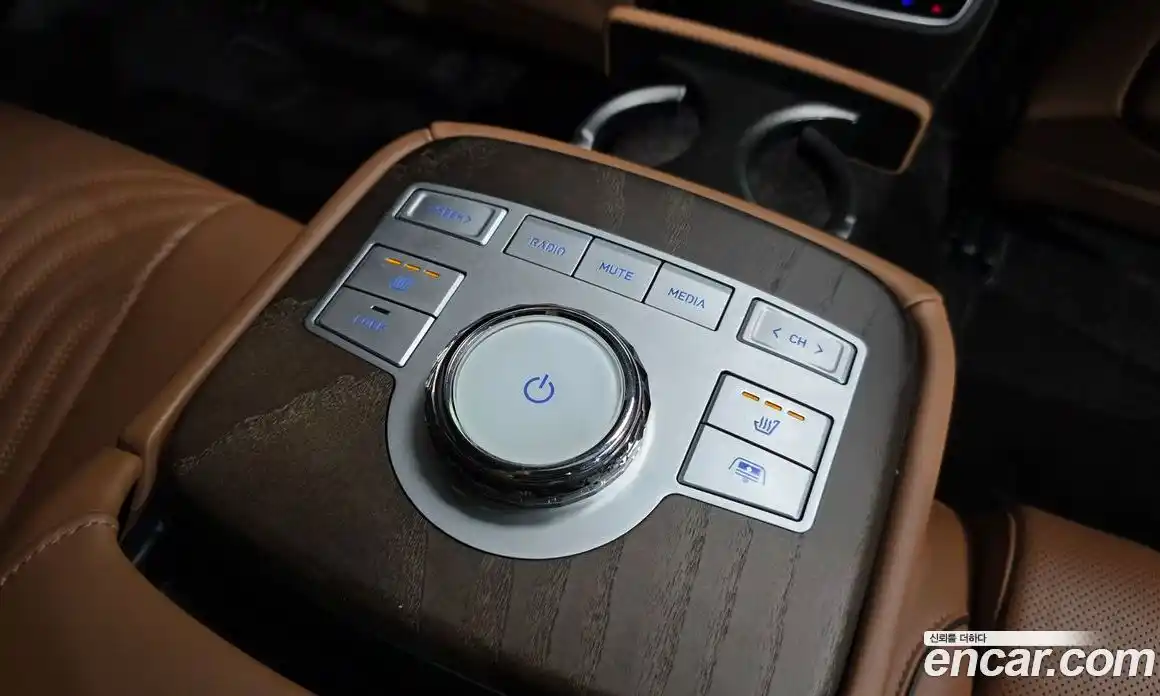 Genesis G80 2023 3.5 автомат (гидро), фото 17