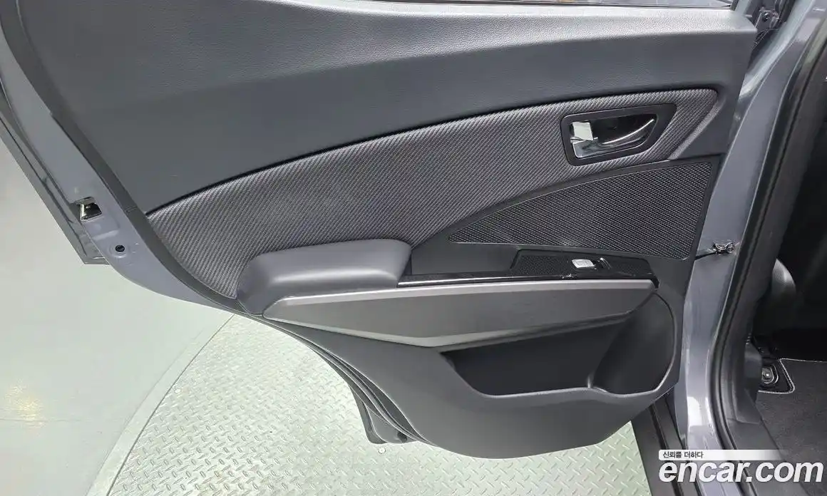 SsangYong TIBOLI 2018 1.6 автомат (гидро), фото 15