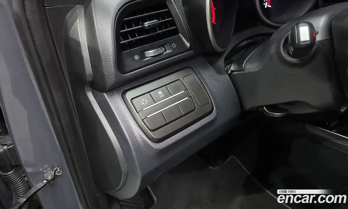 SsangYong TIBOLI 2018 1.6 автомат (гидро), фото 23