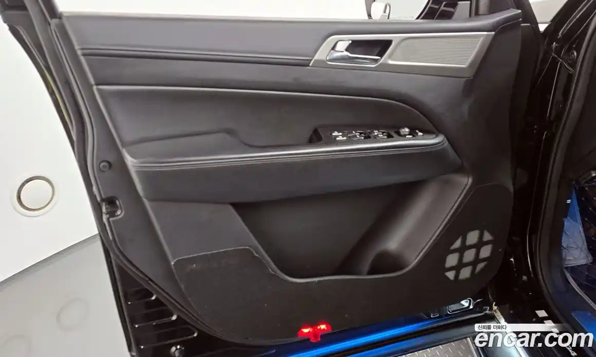 SsangYong Rexton 2017 2.2 автомат (гидро), фото 14