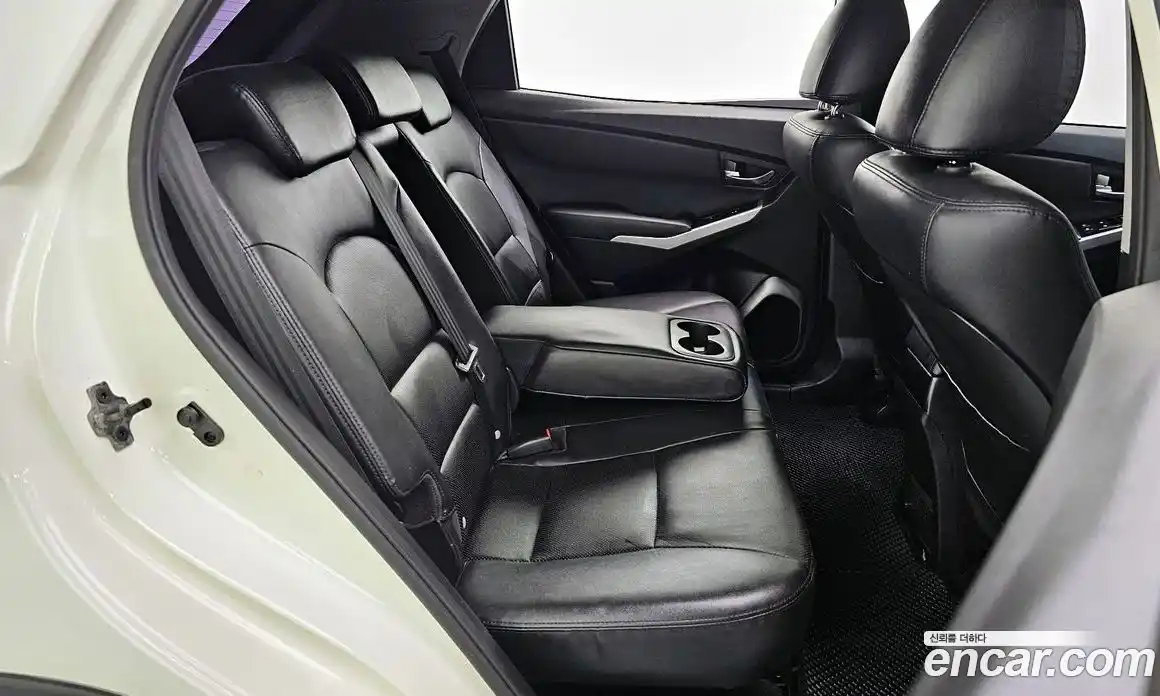 SsangYong Korando 2013 2.0 автомат (гидро), фото 11