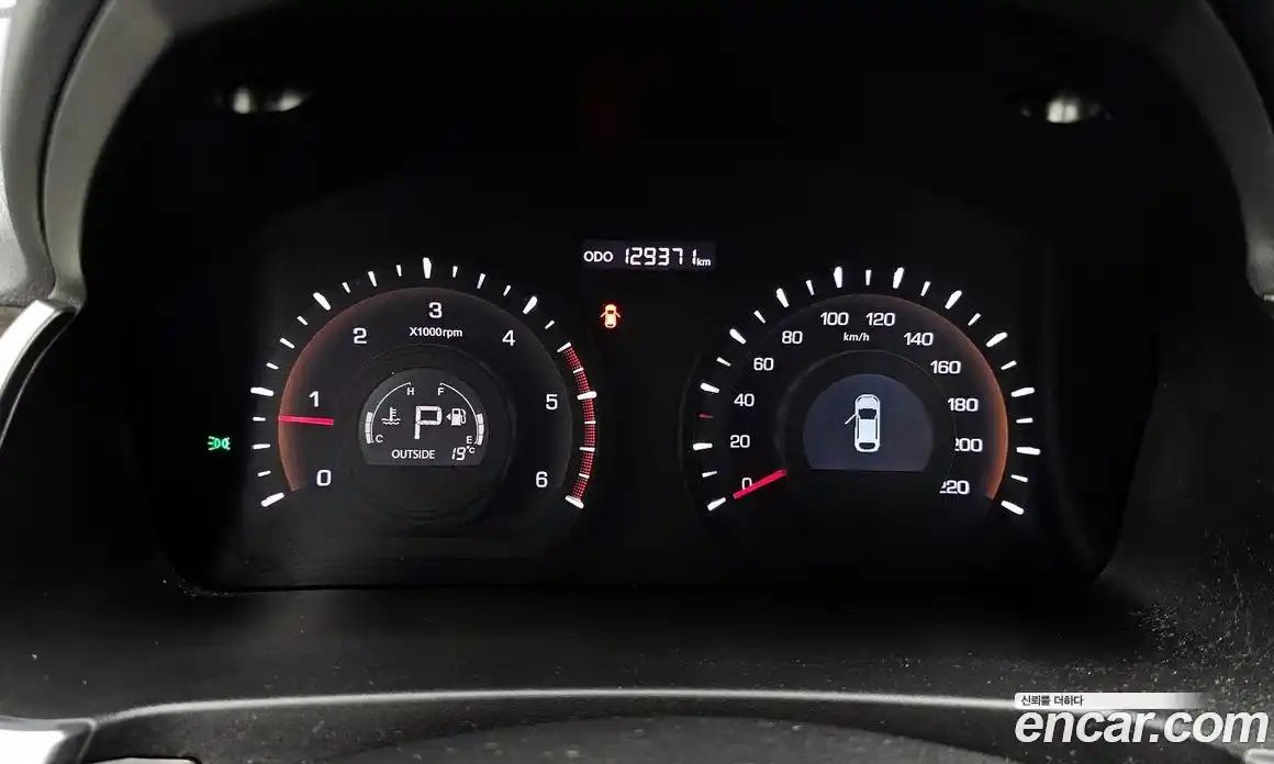 SsangYong Korando 2013 2.0 автомат (гидро), фото 8