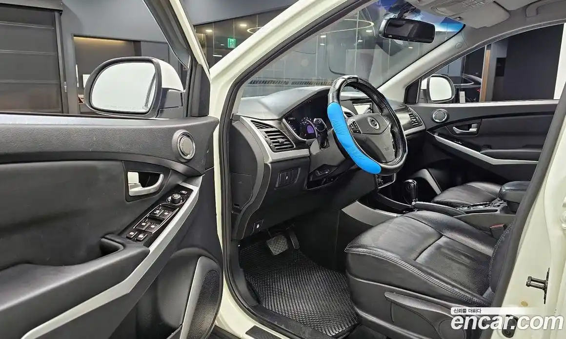 SsangYong Korando 2013 2.0 автомат (гидро), фото 10