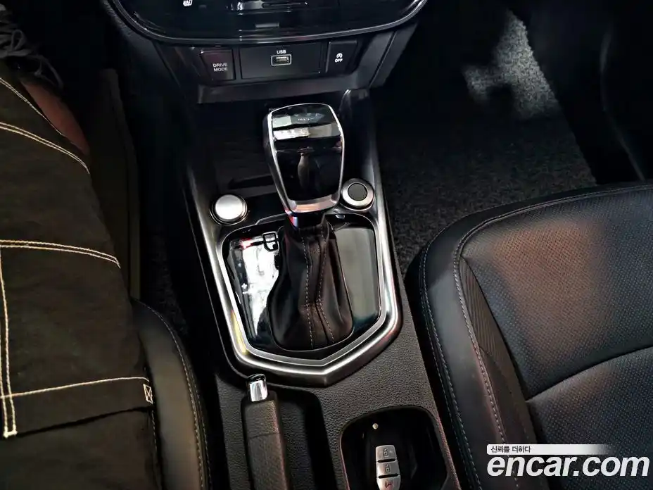 SsangYong TIBOLI 2021 2.0 автомат (гидро), фото 18
