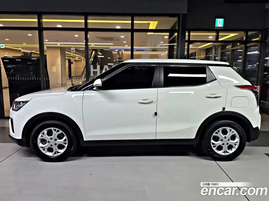 SsangYong TIBOLI 2021 2.0 автомат (гидро), фото 3