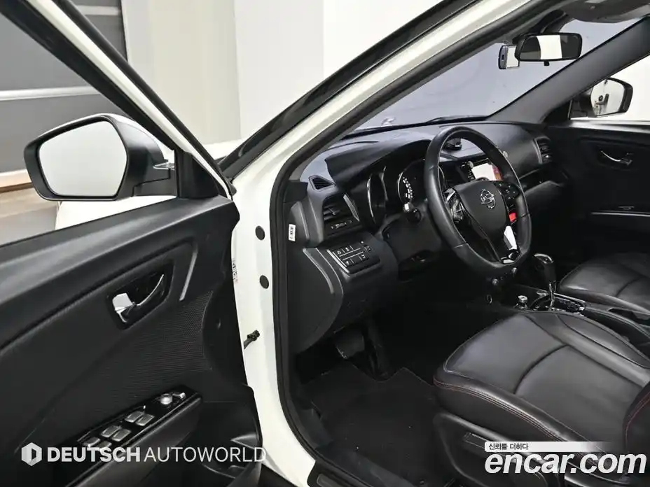 SsangYong TIBOLI 2018 1.6 автомат (гидро), фото 11