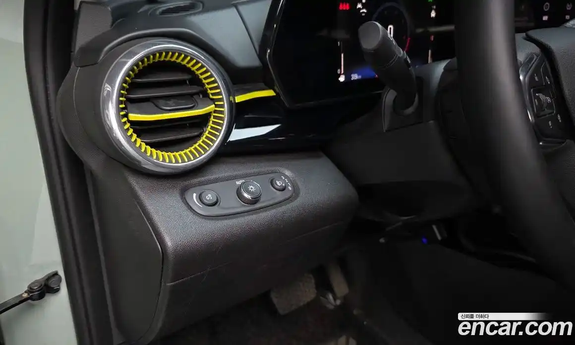 Chevrolet Trax 2024 1.2 автомат (гидро), фото 19