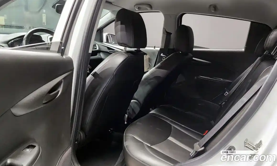 Chevrolet Spark 2019 1.0 автомат (гидро), фото 12