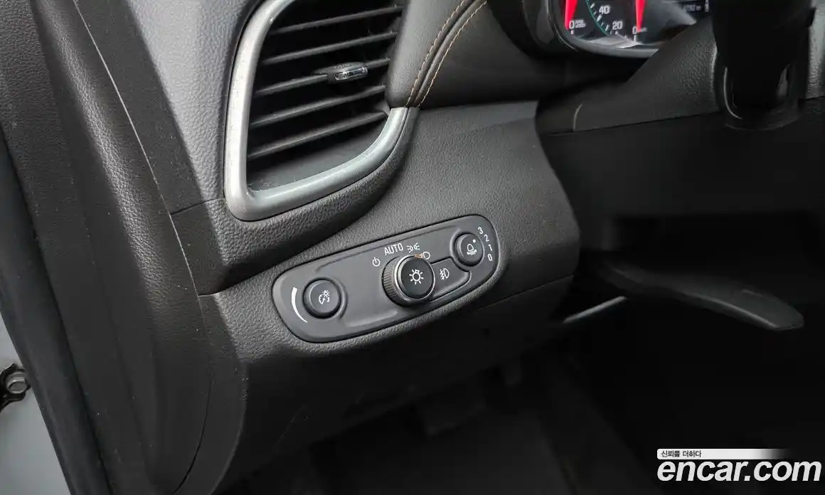 Chevrolet Trax 2018 1.4 автомат (гидро), фото 23