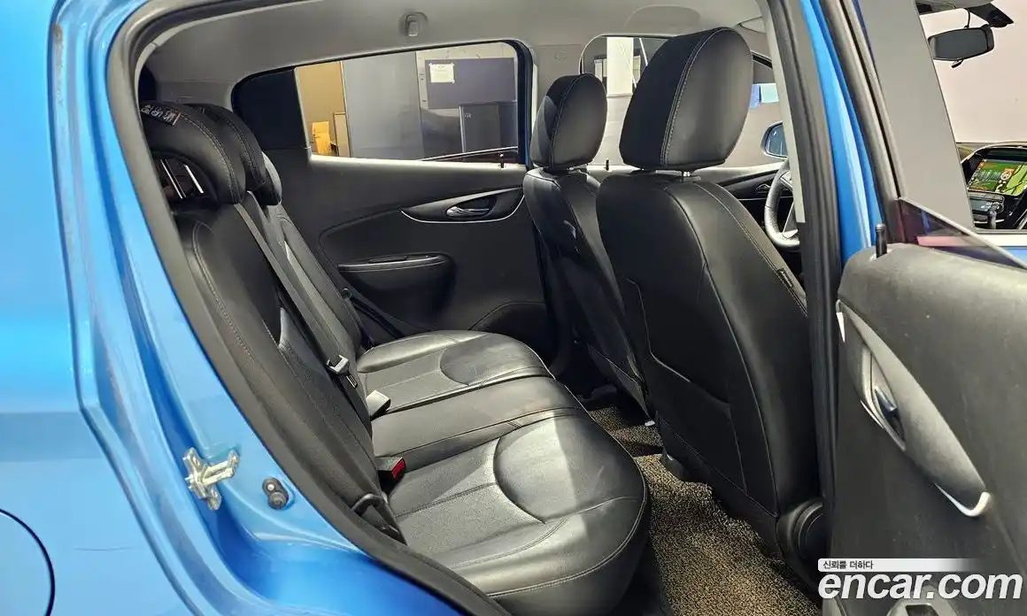 Chevrolet Spark 2016 1.0 автомат (гидро), фото 17
