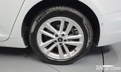 Audi A6 2023 2.0 автомат (гидро), миниатюра 5
