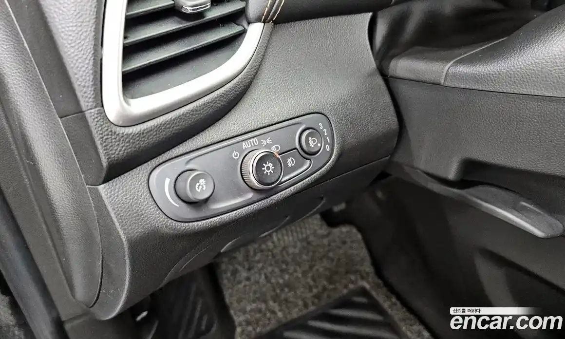 Chevrolet Trax 2018 1.4 автомат (гидро), фото 17