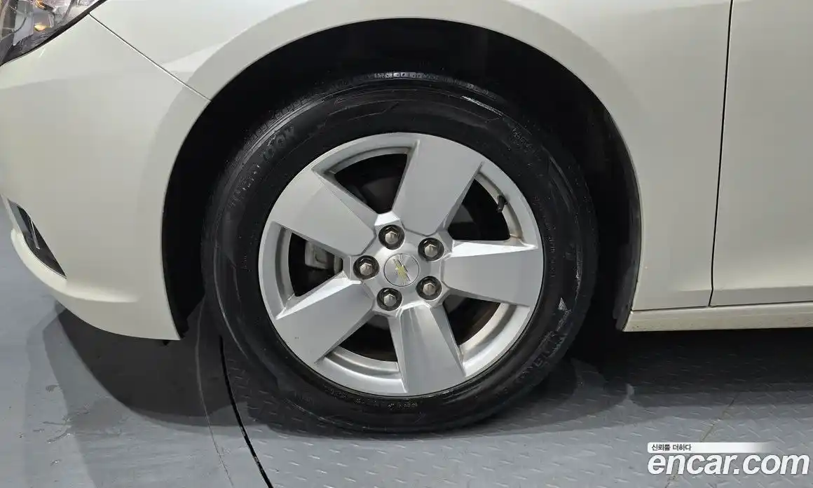 Chevrolet Malibu 2012 2.0 автомат (гидро), фото 5
