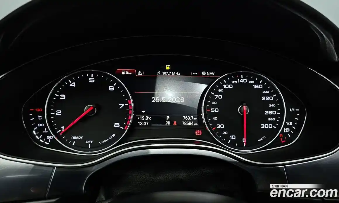 Audi A6 2018 2.0 автомат (гидро), фото 11