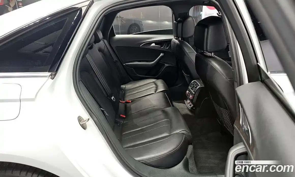 Audi A6 2018 2.0 автомат (гидро), фото 16