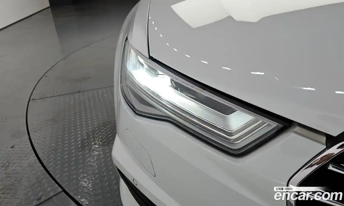 Audi A6 2018 2.0 автомат (гидро), фото 8
