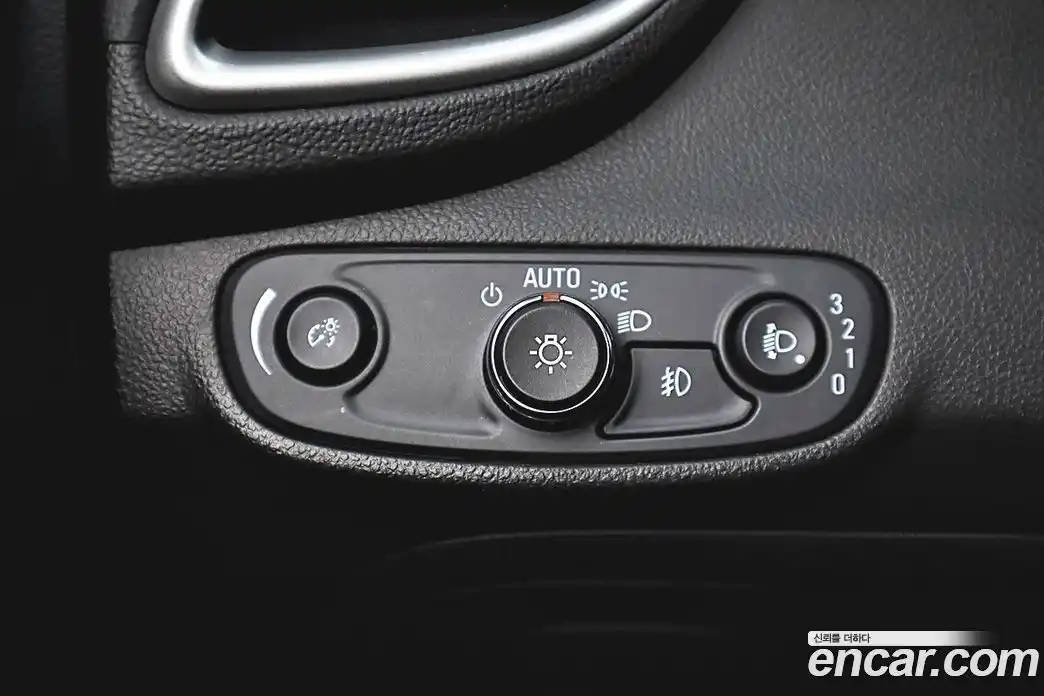 Chevrolet Trax 2018 1.4 автомат (гидро), фото 12