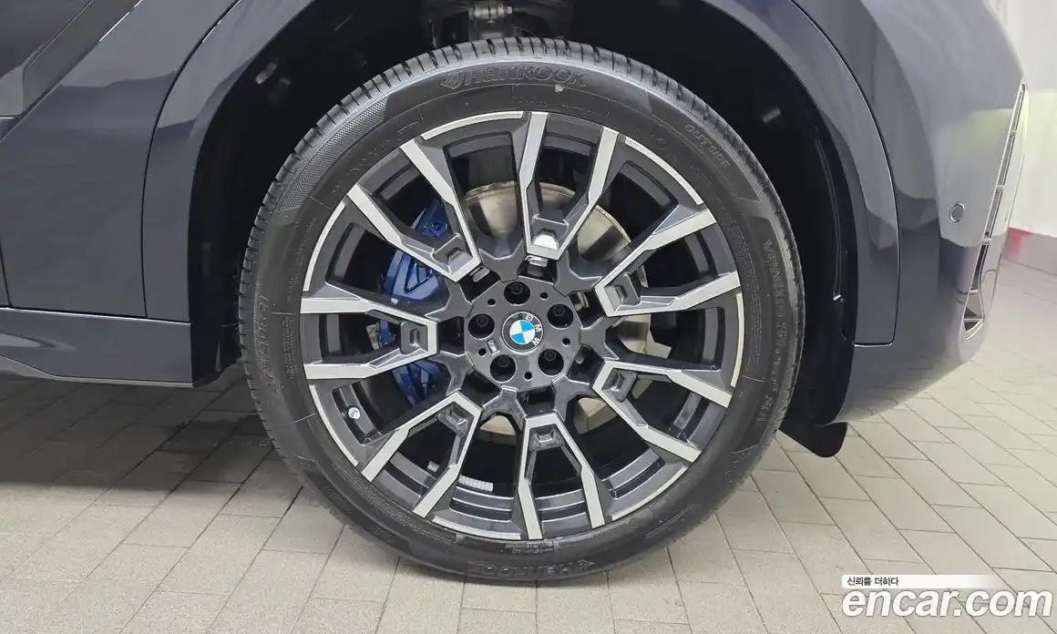BMW X6 2025 3.0 автомат (гидро), фото 7