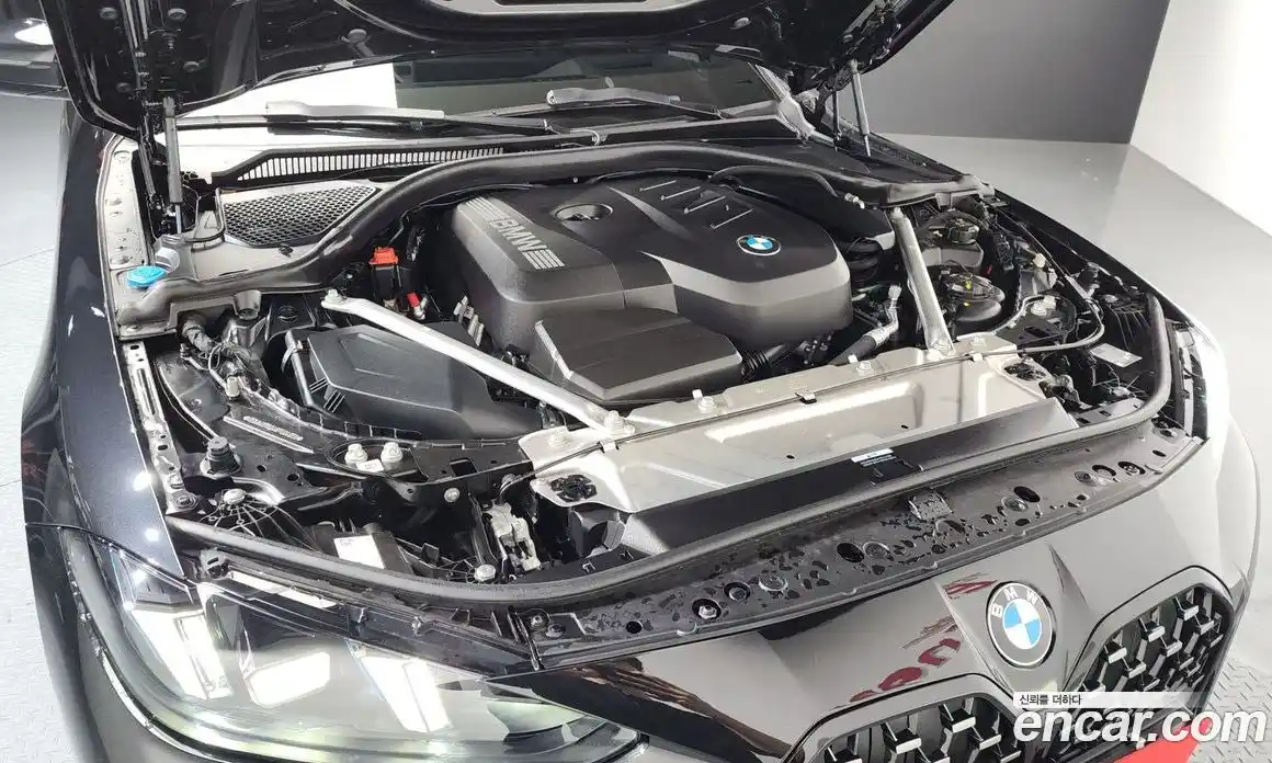 BMW 4 серия 2025 2.0 автомат (гидро), фото 6